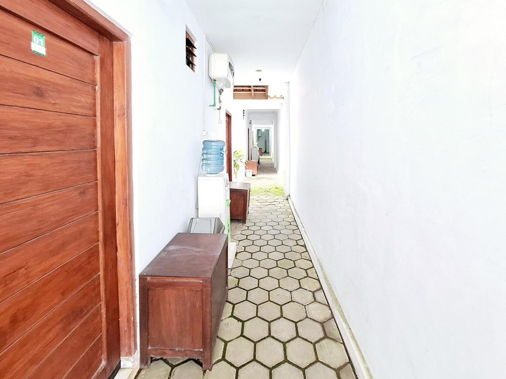 Hotel Family Syariah 1 Parangtritis Redpartner Buitenkant foto